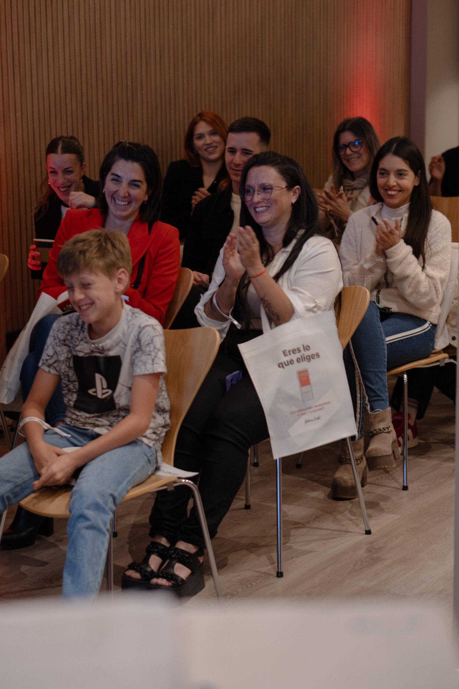 Sabrina cordal lanzamiento (editadas)-3